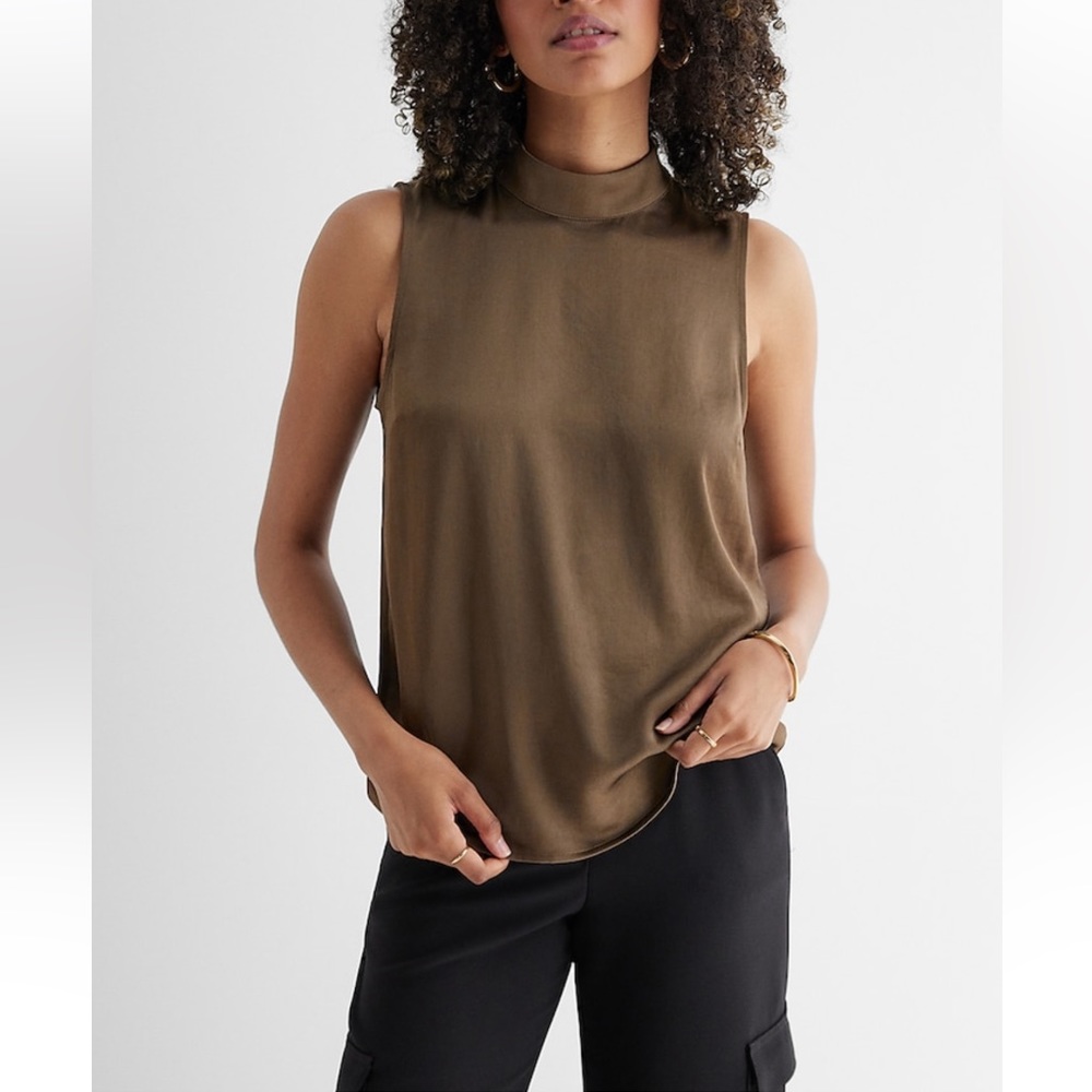 Size L Express satin mock neck tank top olive green